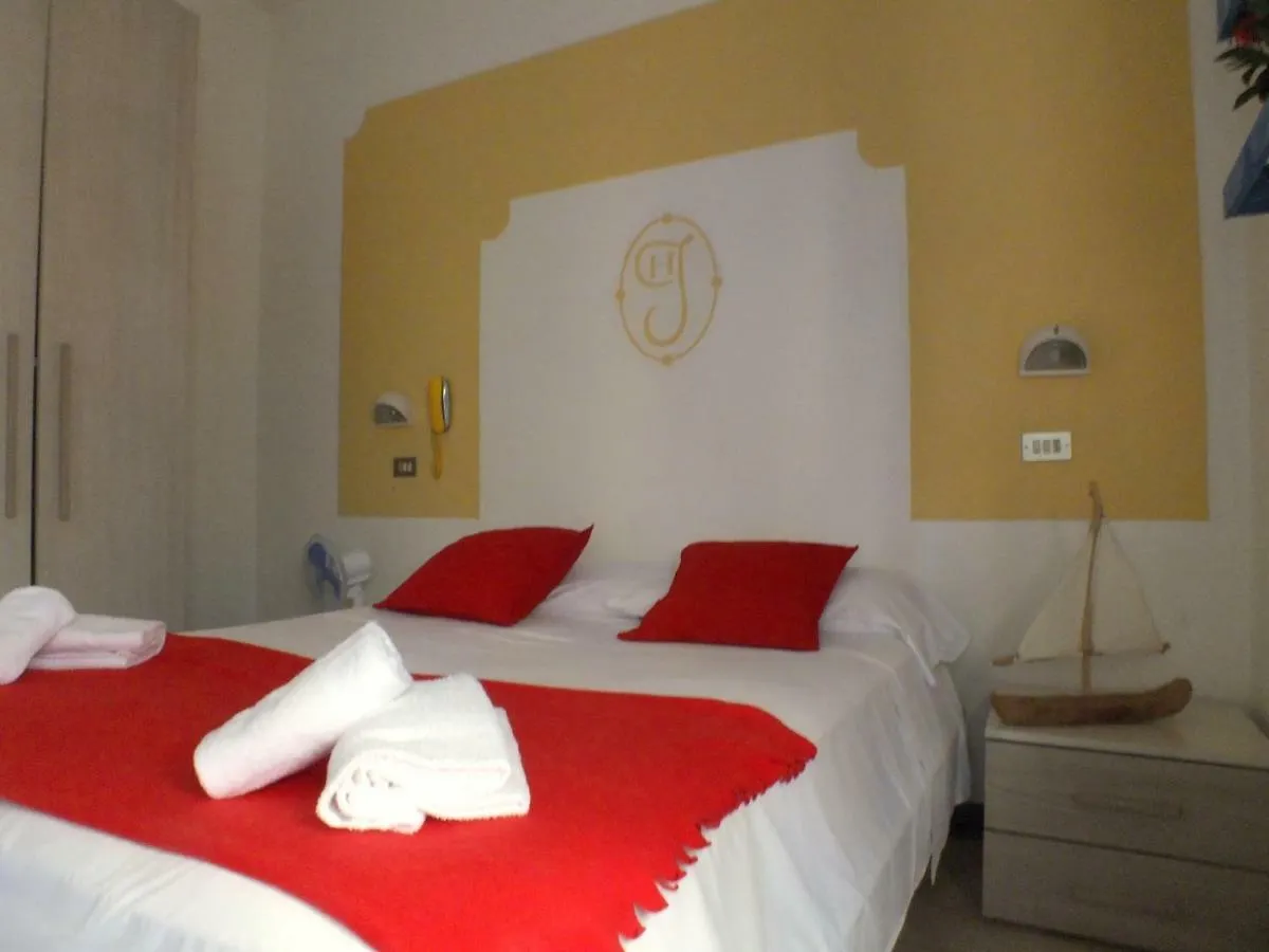 Jolie Tripoli Hotel Rímini Pensión