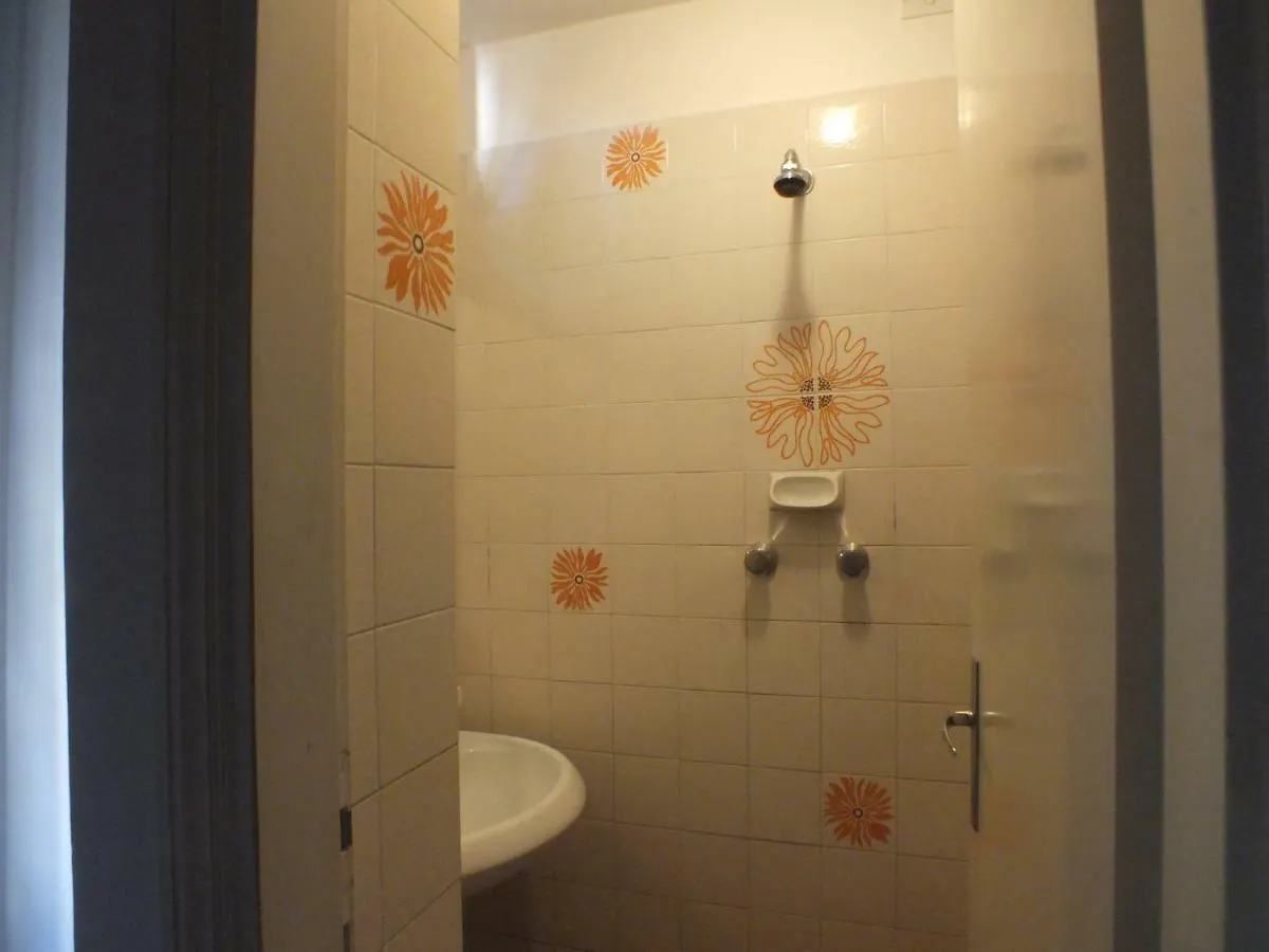 Hôtel Jolie Tripoli à Rimini Maison d'hôtes